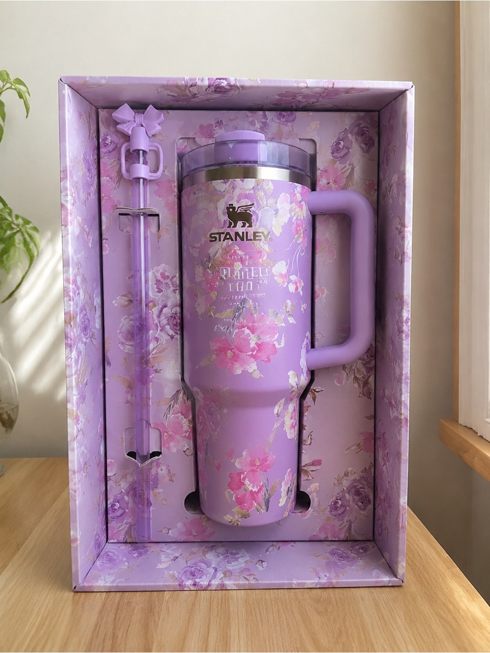 Stanley Lavender Floral Quencher Tumbler with Gold Accents - Picture 2 of 4